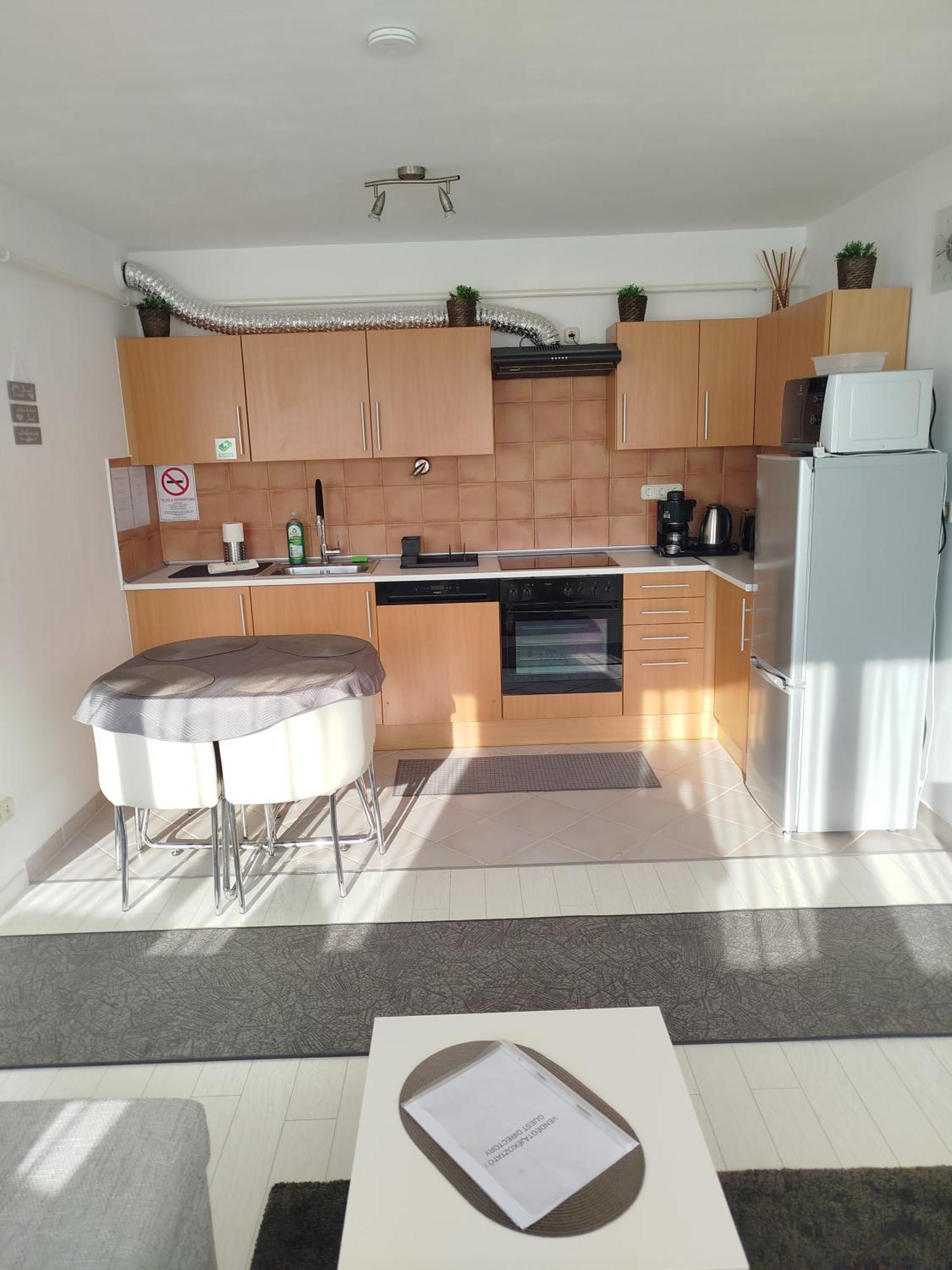 Csongor Apartman Budapest Bagian luar foto